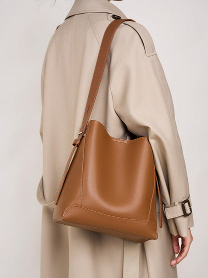Greenwich Bucket Bag – Leather