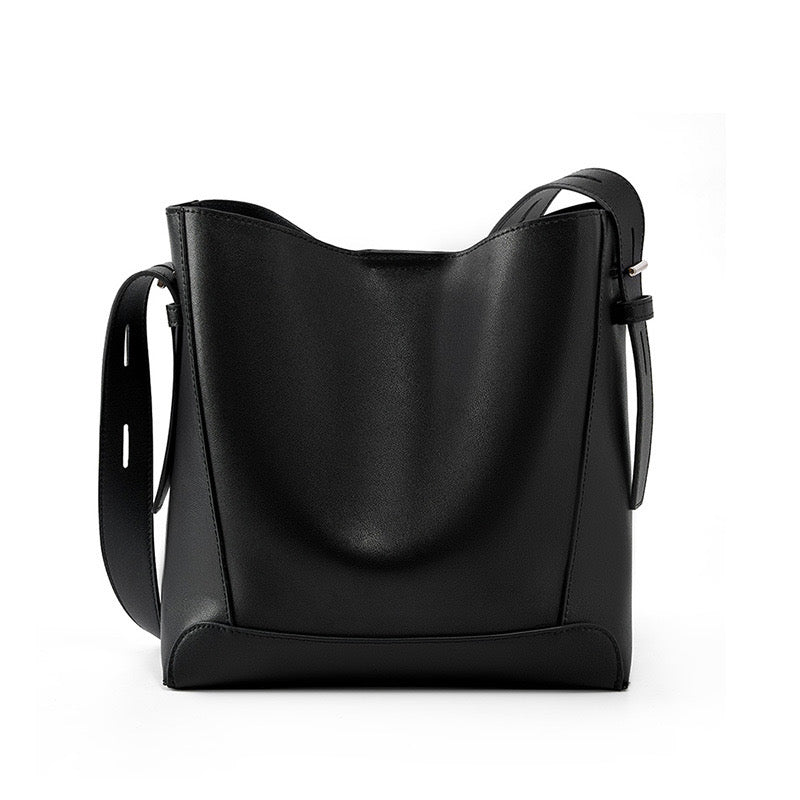 Greenwich Bucket Bag – Leather – Black
