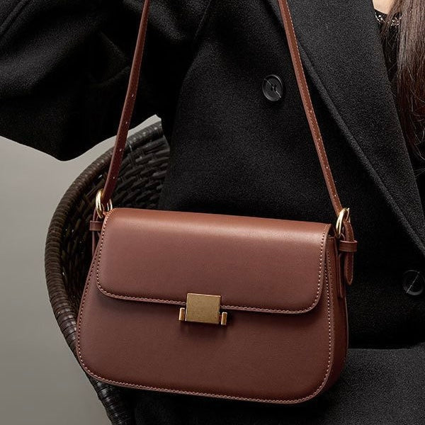 Barnes Flap Crossbody – Leather
