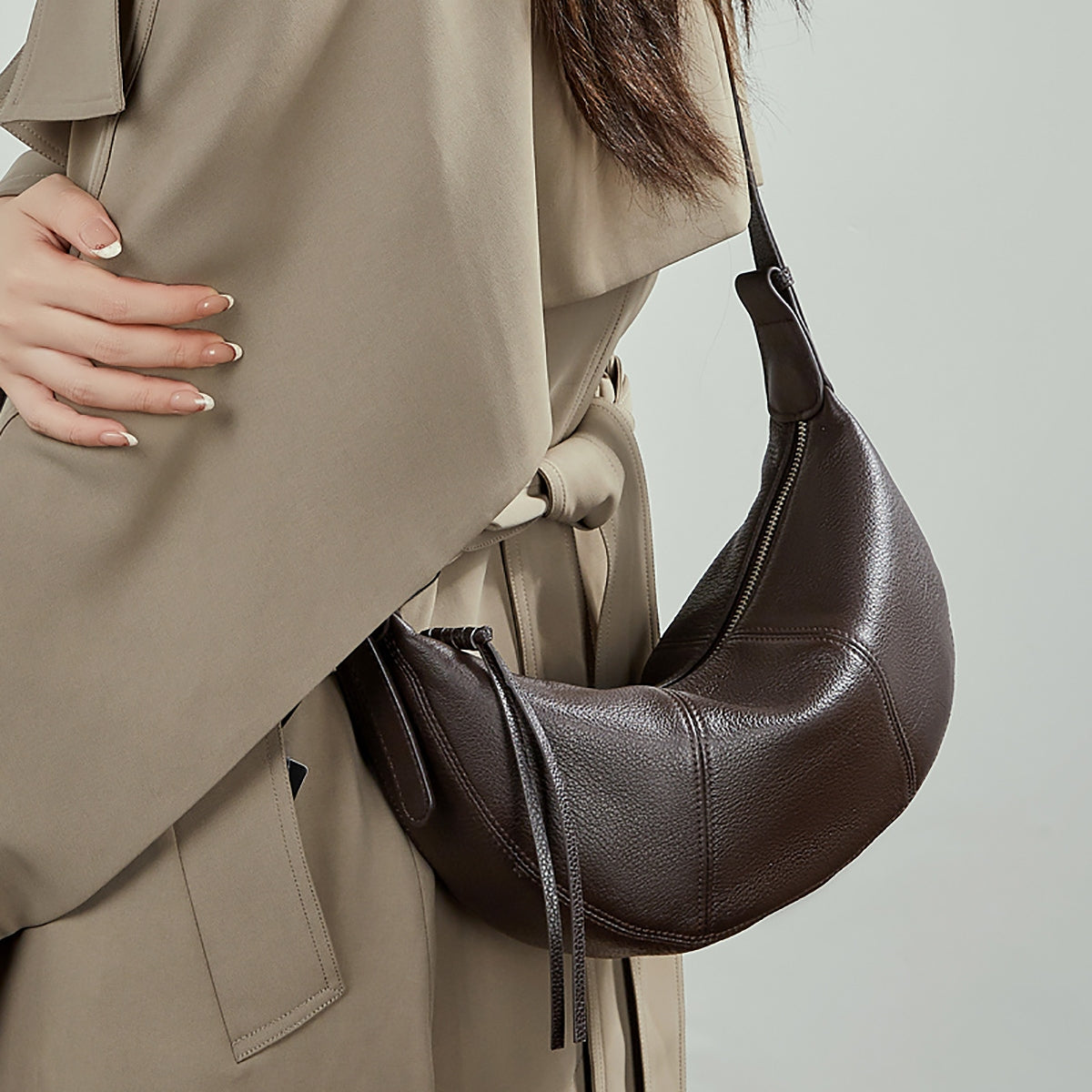 Maya half-moon bag, angle