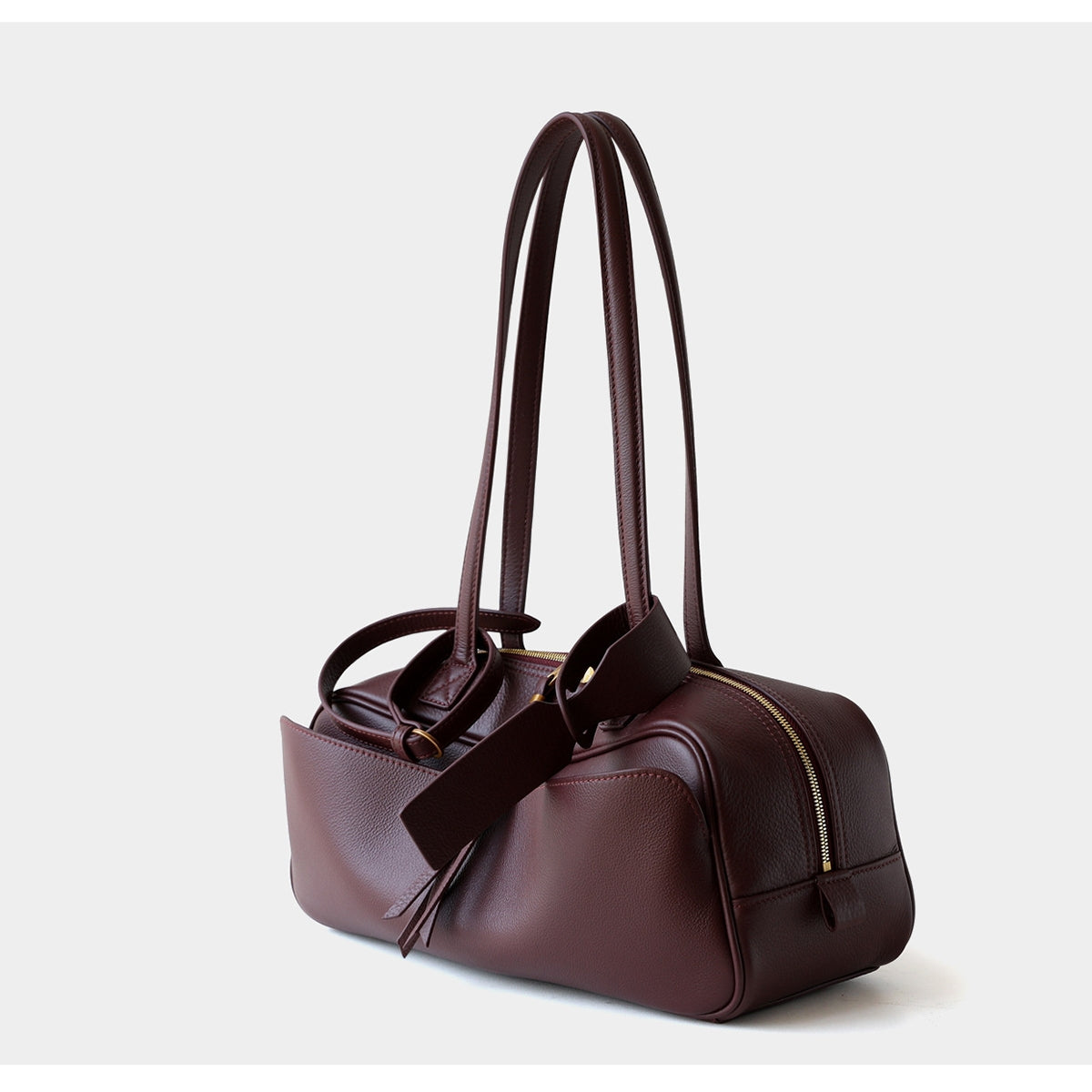 Ruby bowling bag, angle
