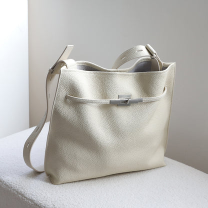Grace tote, detail